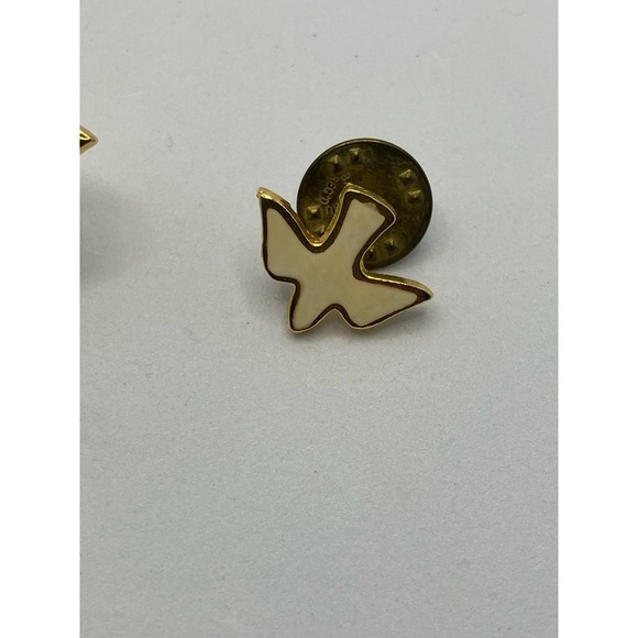 Cupid and Bird Lapel Pins Gold Tone Angel Cherub Dove‎ Set of 2 Brooches - Picture 3 of 6